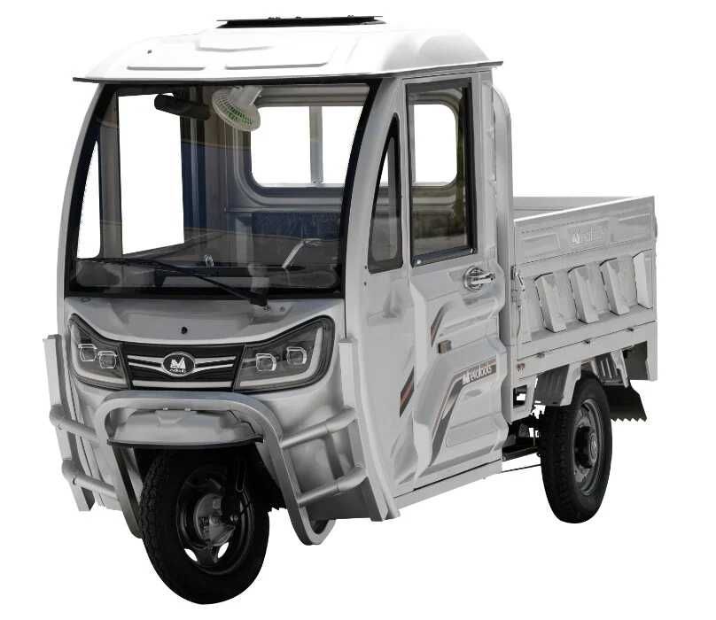 Triciclu Electric Cargo Cabina Inchisa Voinicu TCB1500, Putere maximala 3800 W, Autonomie 60 km, Viteza maxima: 25 km/h