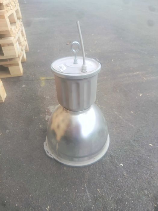 Becuri cu aprindere lentă