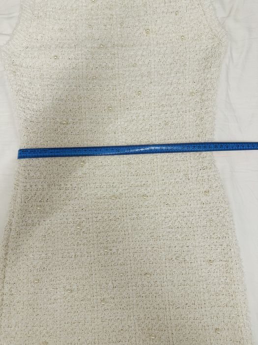 Рокля ZARA Цвят шампанско