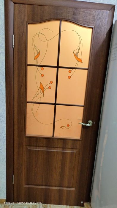 Продам двери б/у в хорошем состоянии