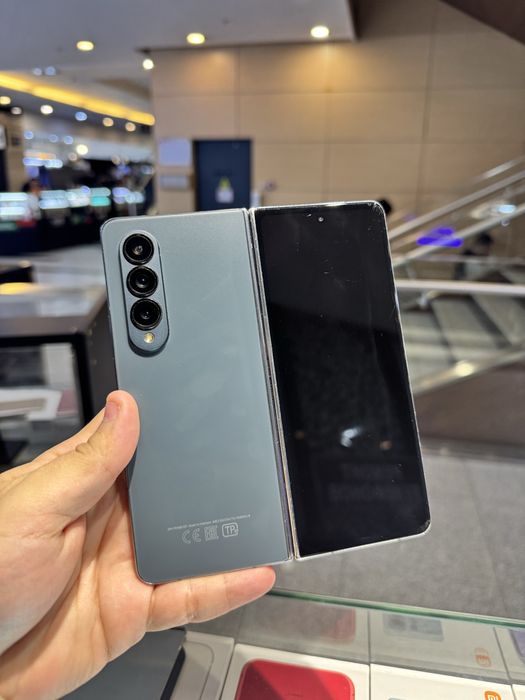 Samsung Galaxy Z FOLD 4