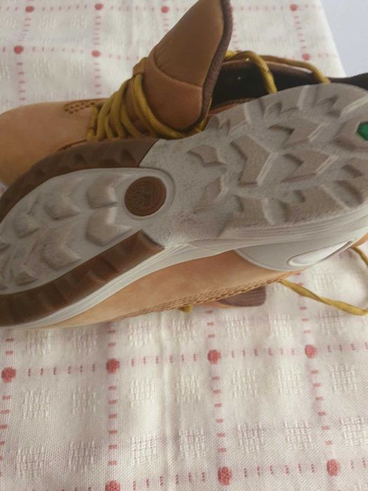 Ghete din piele nabuc