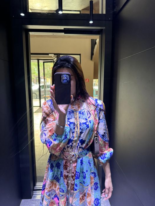 Женская одежда платье