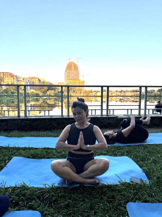 Инструктор по хатха йоге