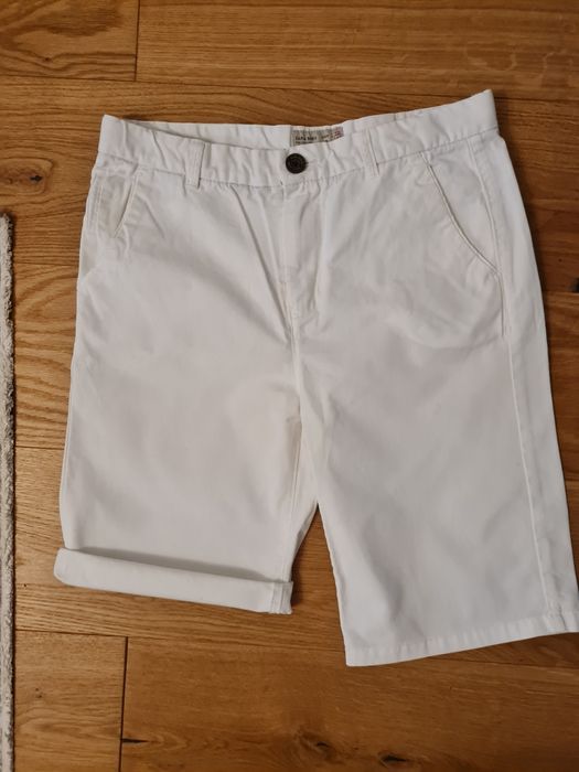 Pantaloni eleganți scurți 140-146