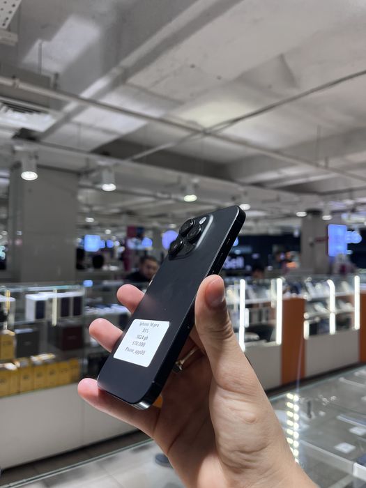 Iphone 16 pro 1024 gb black