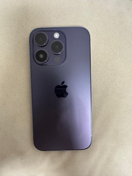 Продаю айфон 14 про