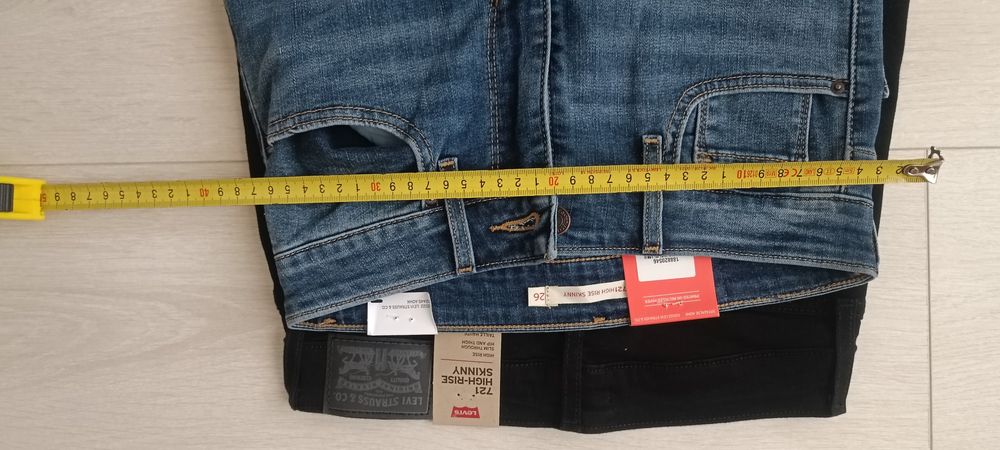 Blugi Levi Strauss dama