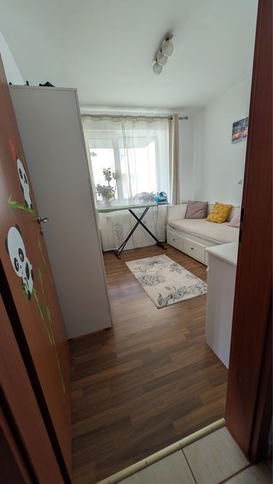 Ofer spre închiriere apartament cu 3 camere și loc de parcare privat, în Sibiu, cartier rezidențial Dumbrava