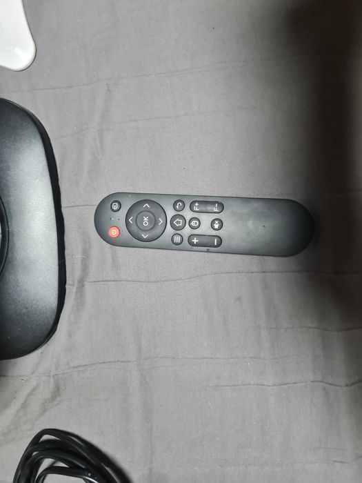 Horlat m4 2500lumen projector android 12