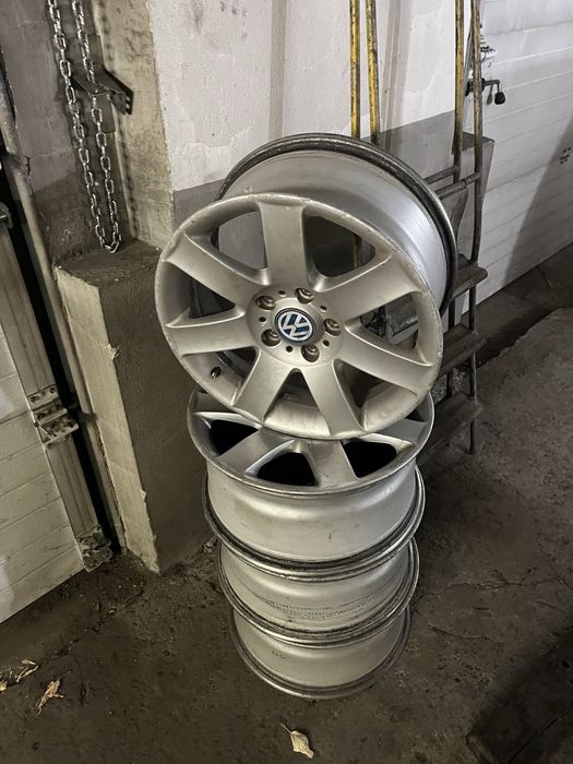 Продам диски 5*120 *17