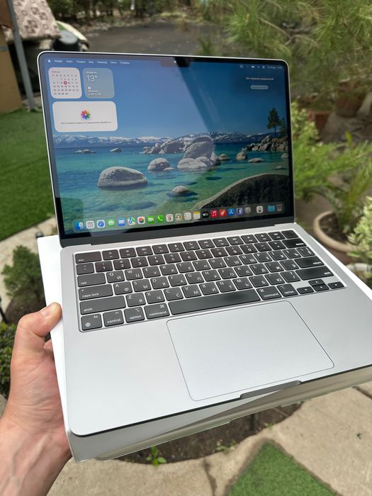 MacBook Air 13.6 M2 8/512