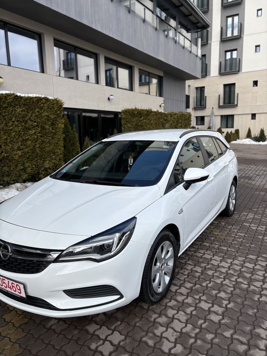 Vand Opel Astra K din 2019 AUTOMATA !!!