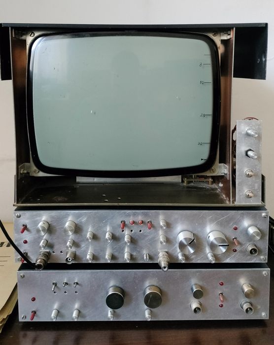 Wobulator 450 - 1000 MHz si 1.1 - 1.7 GHz
