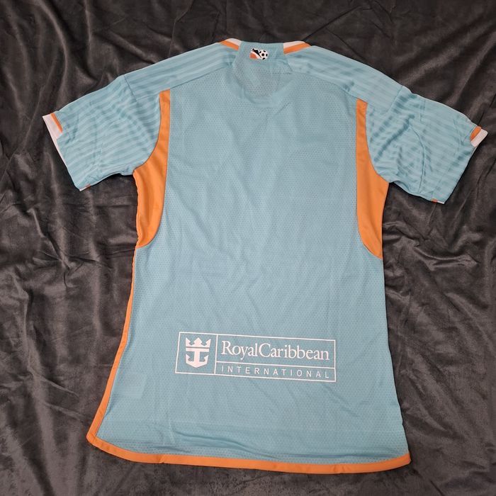 ADIDAS тениски на Inter Miami НОВИ