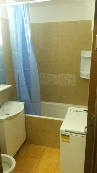 Inchiriez Garsoniera Brazda