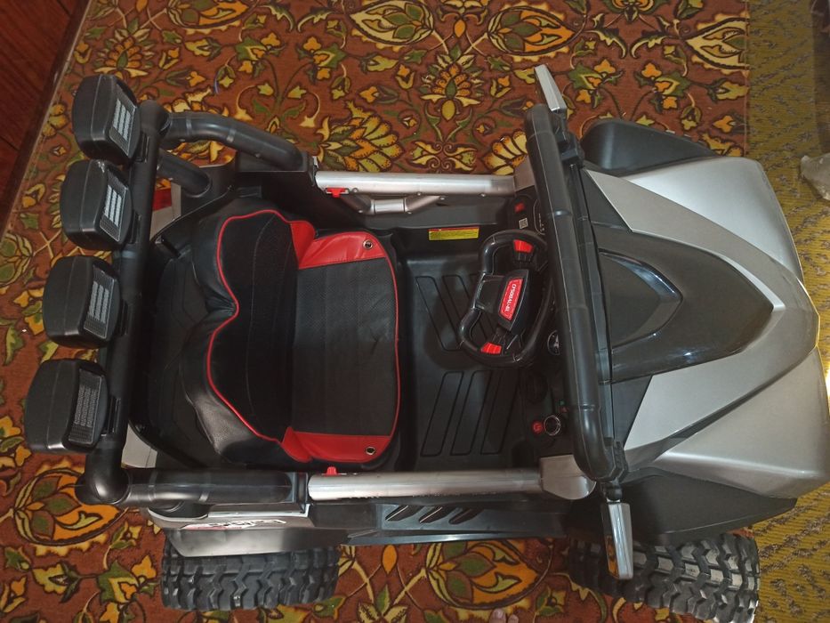 Детский электромобиль с пультом