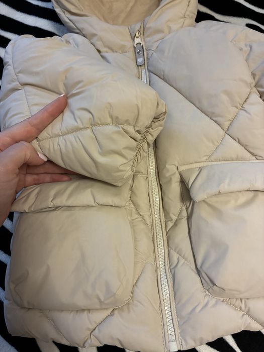 Продам детскую куртку