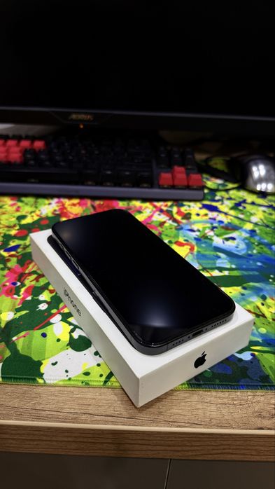 iPhone 16 Pro Max 256GB Black Titanium, Канада, идеальное состояние