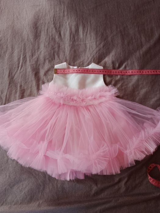 Розова рокля за момиче