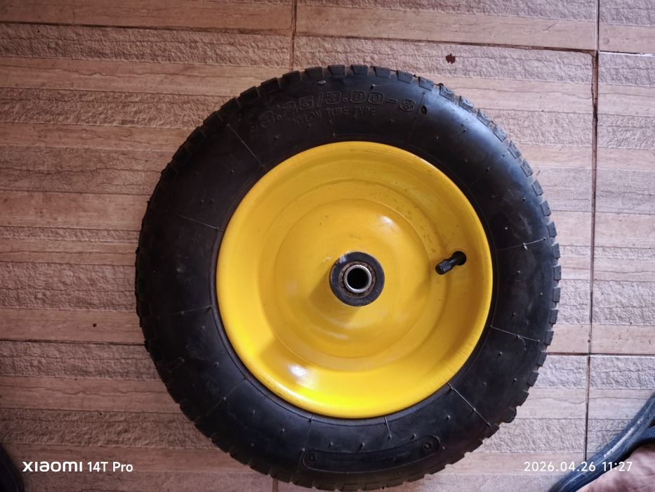 Новый колесо для тачки