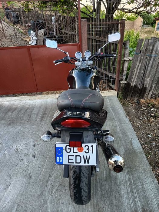 Motocicleta Suzuki N600 Bandit