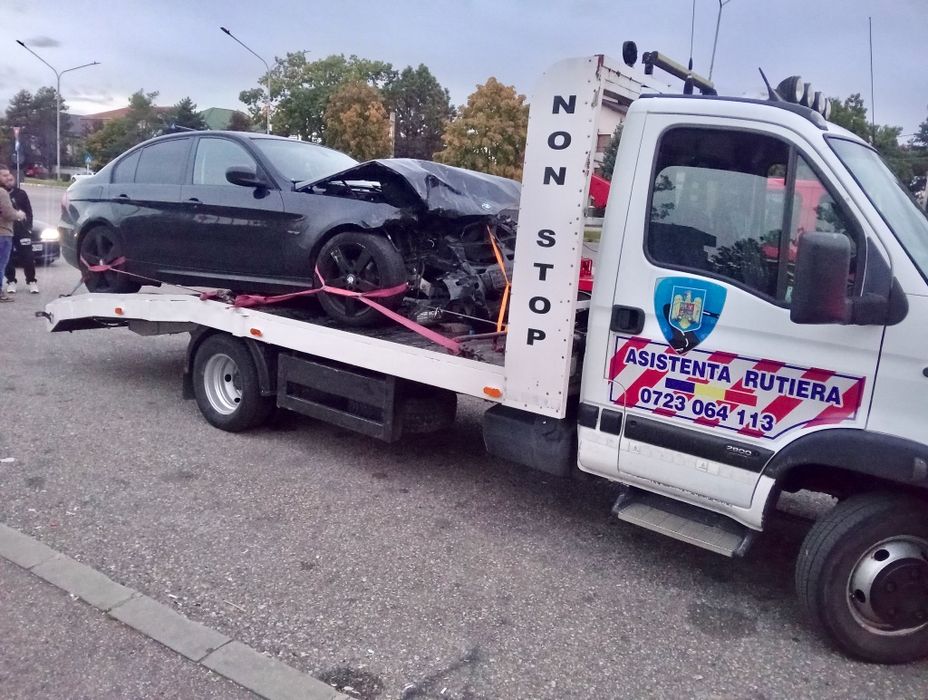 Autoplatforma Renault mascott 6.5 tone ba14