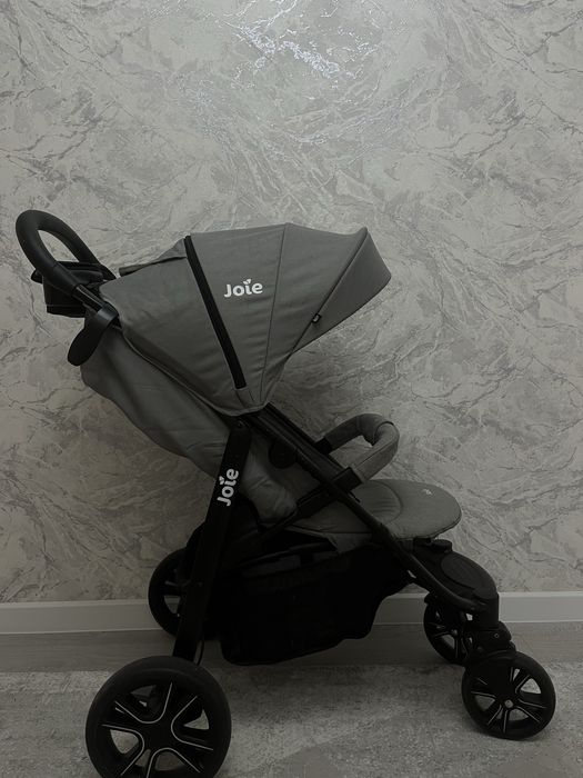 Продам детские коляски Joie