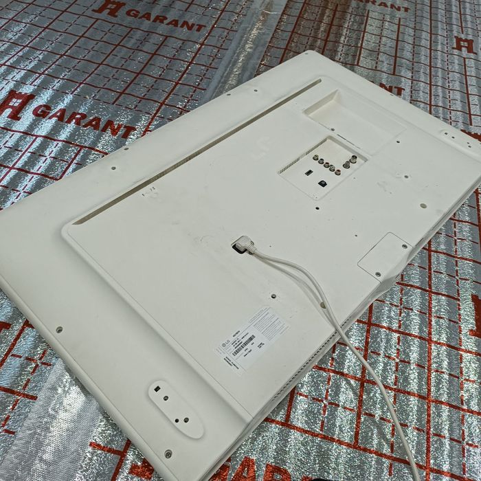 LG телевизор экрани синган