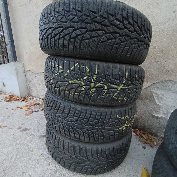 Автомобилни гуми