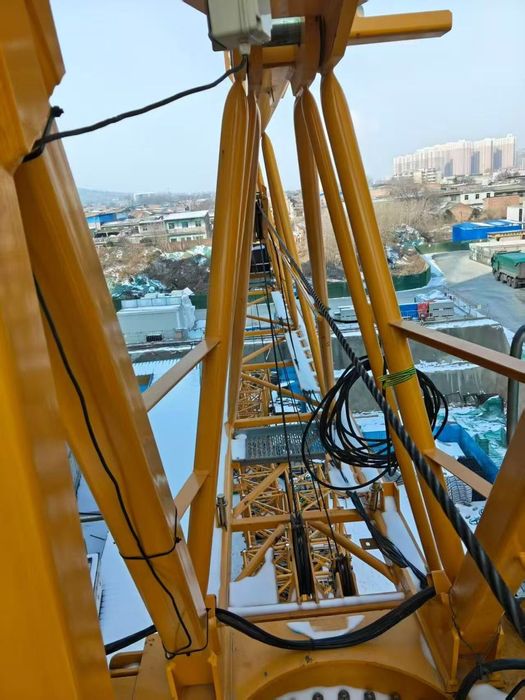 Bashenniy kran 6018 , 8 tonnalik