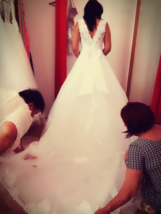 Rochie mireasa în A line