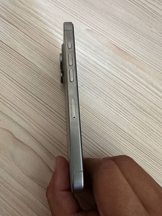 Айфон 15 про с гарантией