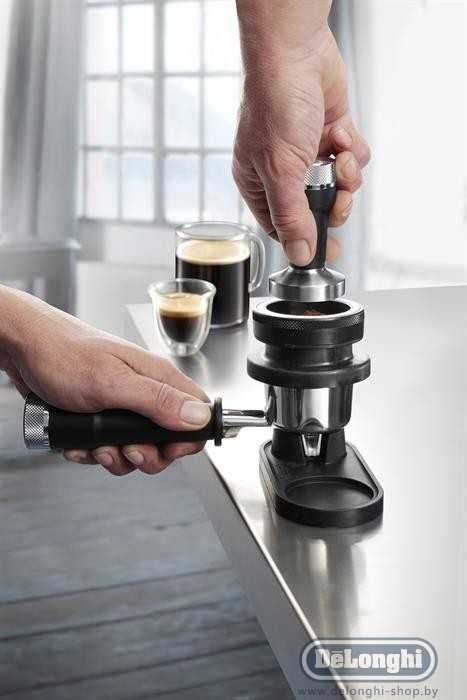 Кофеварка DeLonghi EC9255.T La Specialista Arte Evo