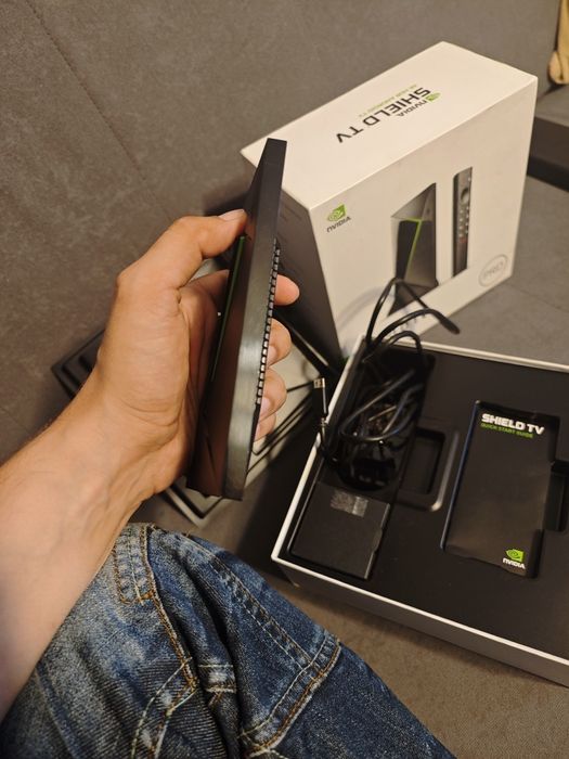 nVidia Shield PRO, set complet la cutie, configurare filme/seriale
