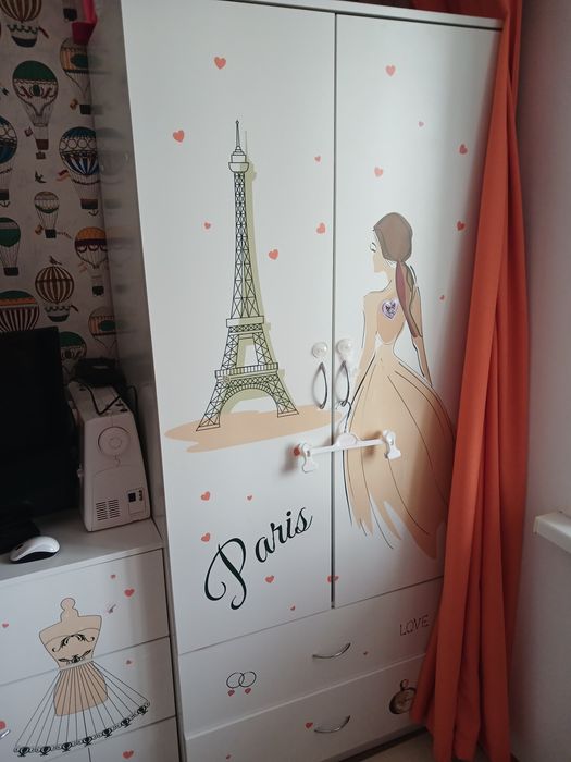 Продам детскую спальню для девочки