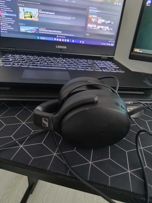 Laptop Lenovo Legion 17inch - full box + Casti sennheiser hd450se cadou