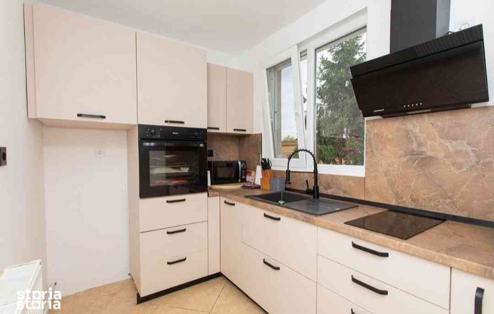 Vilă  Parter+ Mansardă Santandrei mobilată utilată