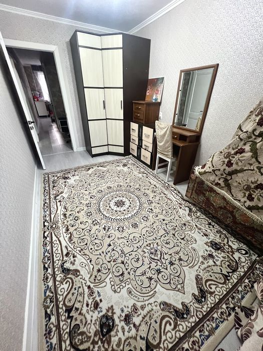 продается 3 комнатная квартира