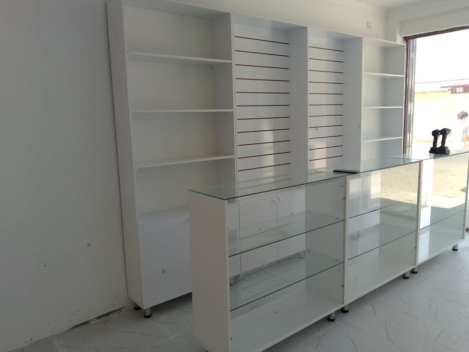 Magazin uchun polka vitrina stela ofisnoy mebel apteka  uchun mebel