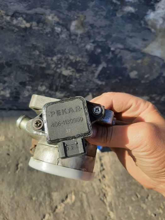 Дросельная заслонка