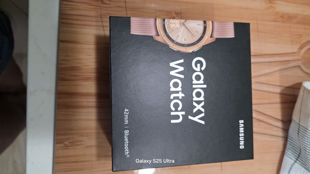 Часовник Samsung Galaxy Watch 42 mm Bluetooth