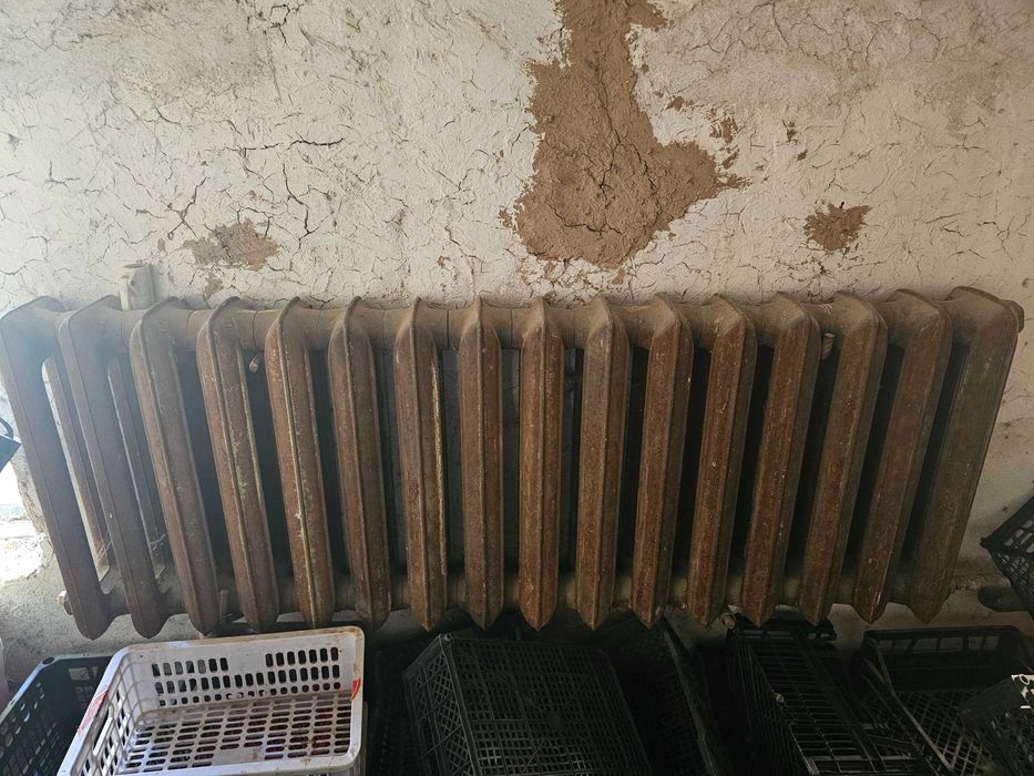 Радиатор чугунный