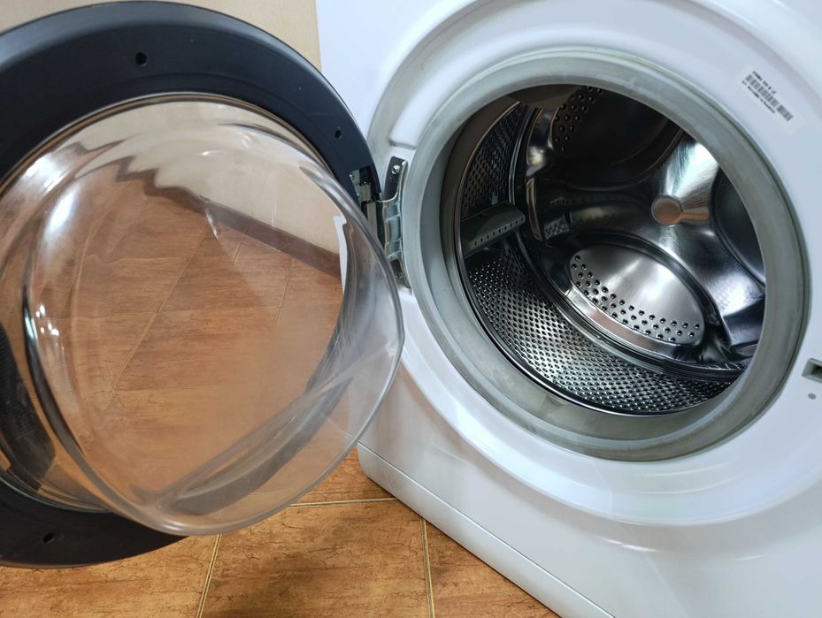 Стиральная машина Аристон