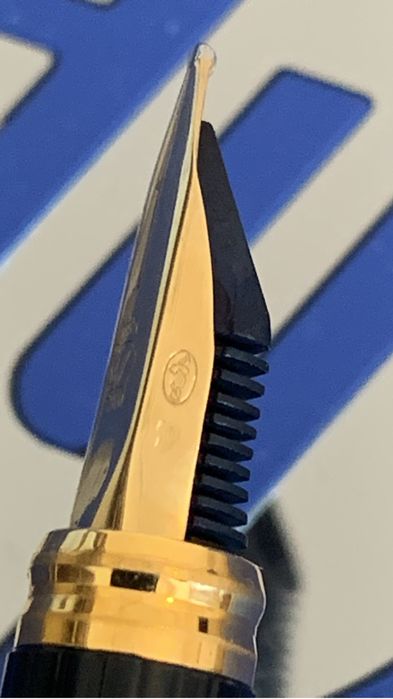 Писалка S.T. Dupont Classique – 18-каратово злато – с оригинална кутия