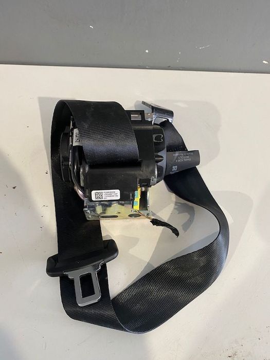 Centura spate stanga Volvo XC60 MILD HYBRID 2020+ 39838359