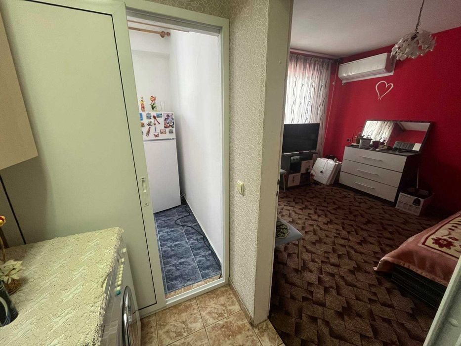 Продава се Двустаен апартамент в Търговище, Запад 2 - 66 кв.м за 1288 €/кв.м - Снимка #4