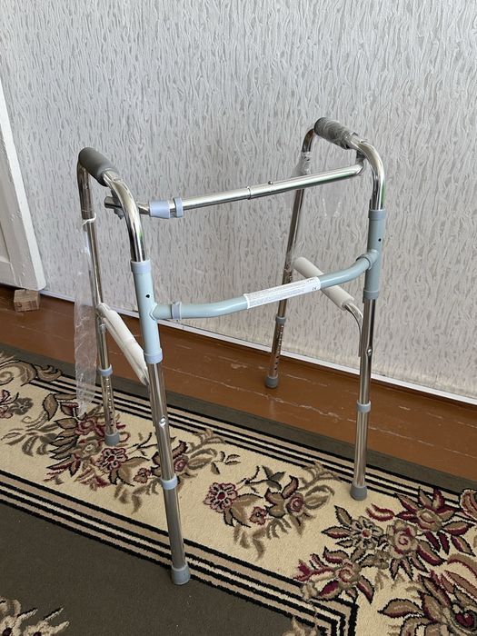 Ходунки для взрослых
