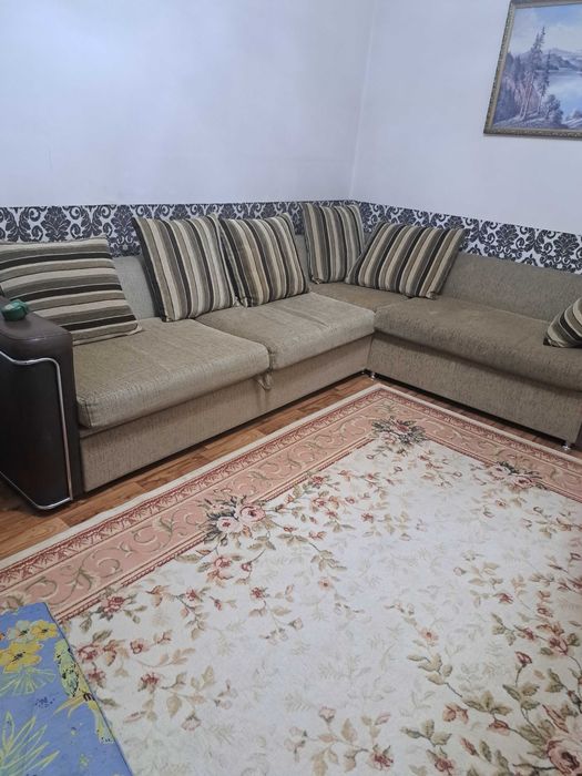 Продаю диван Г образный