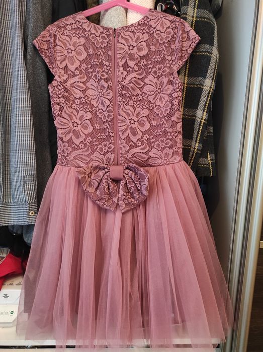 Официална рокля за момиче- 10-12г.